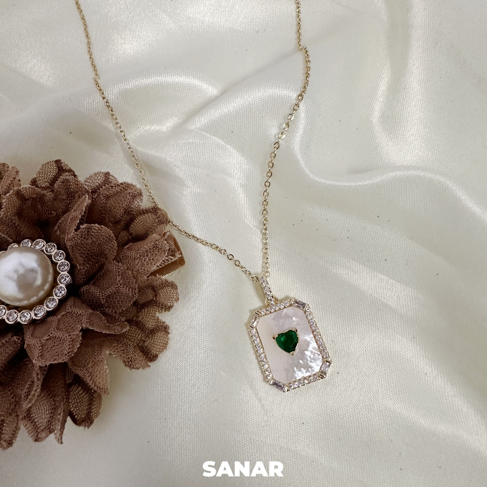 Heart Emerald Diamond Pendant Necklace - Anti-Tarnish