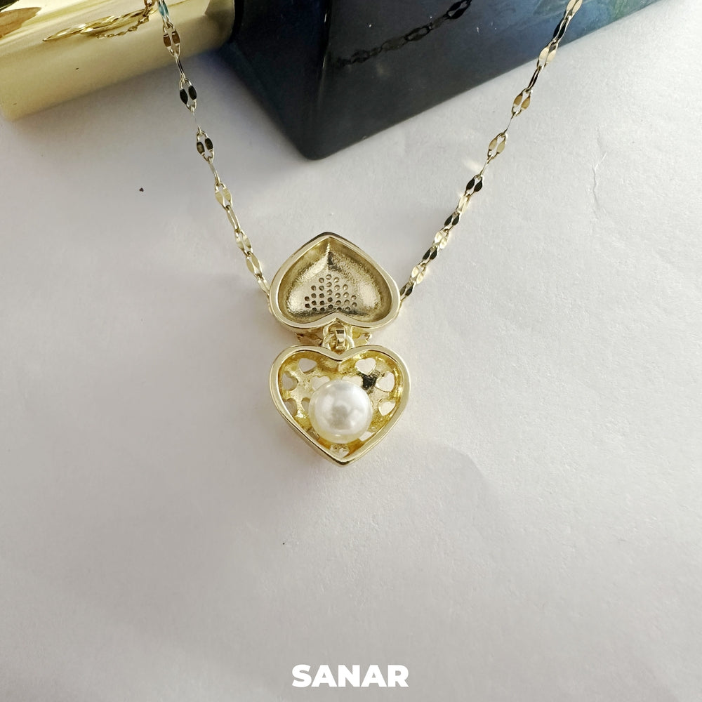 Heart Shell Pendant Necklace - Anti-Tarnish