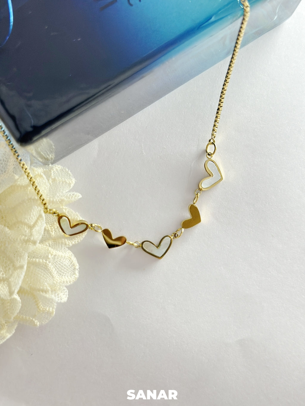 Gold Hearts Necklace - Anti-Tarnish