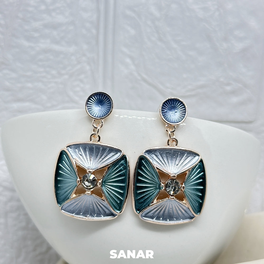 Square Elegant Drop Earrings - SANAR - Handmade