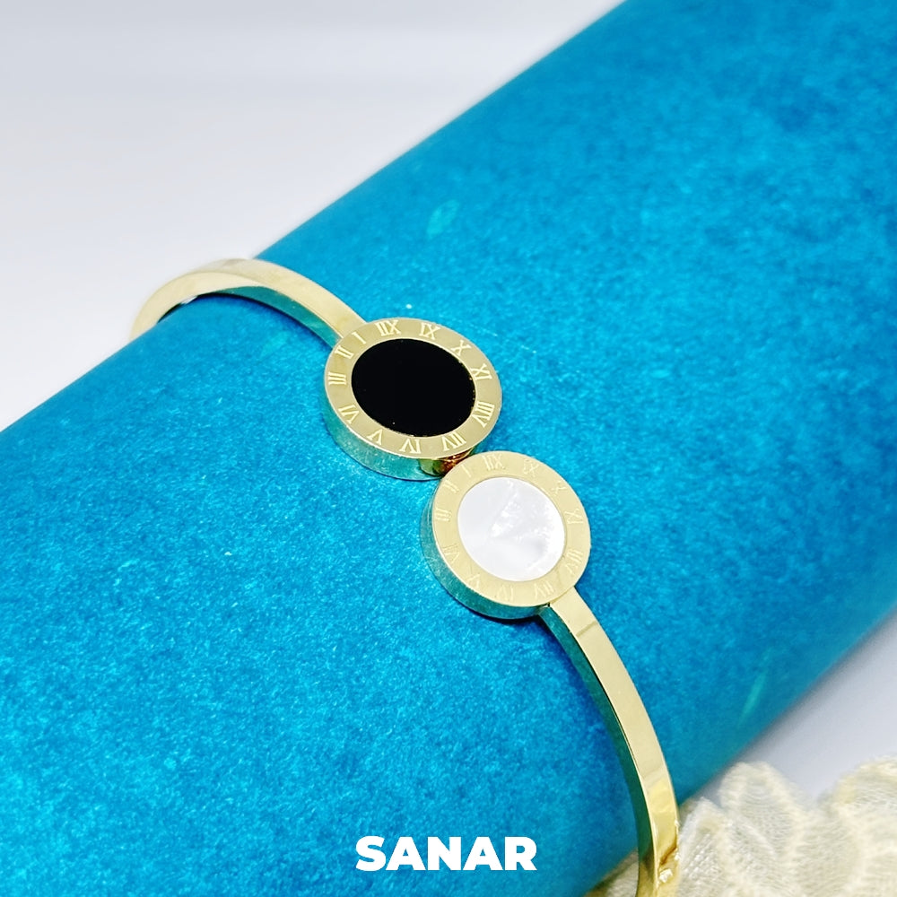 Black & White Roman Numeral - Anti-Tarnish