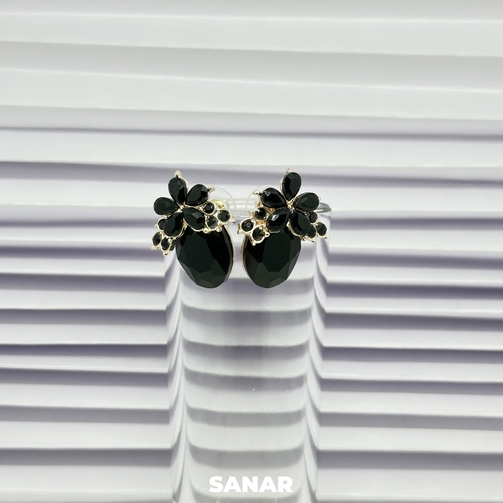 Flower Emerald Drop Earrings - SANAR - Handmade
