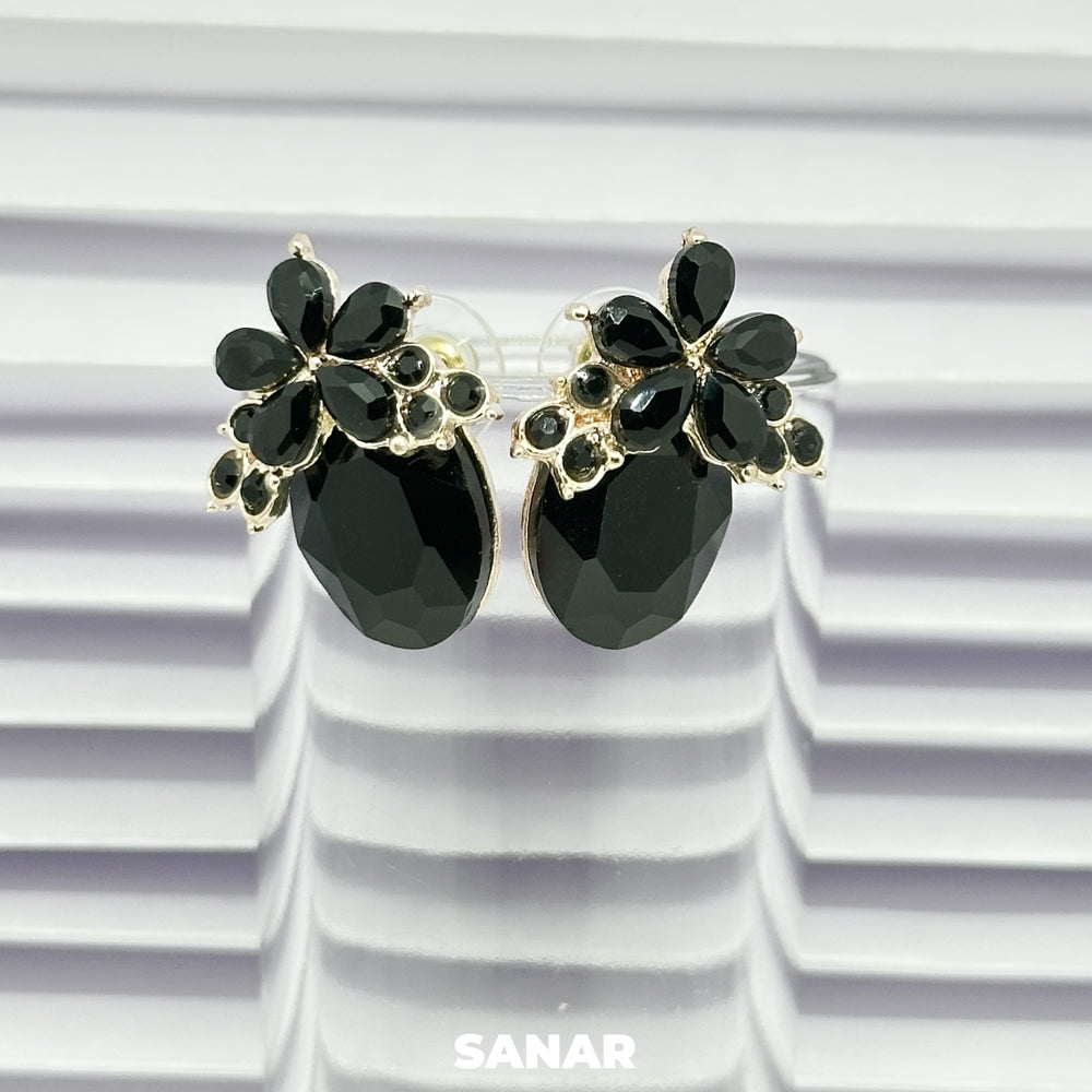 Flower Emerald Drop Earrings - SANAR - Handmade
