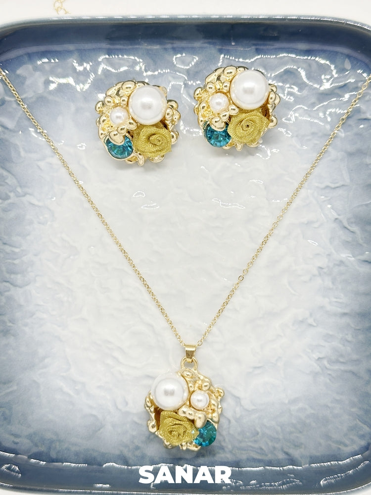 Floral Pearl Duo - Anti-Tarnish