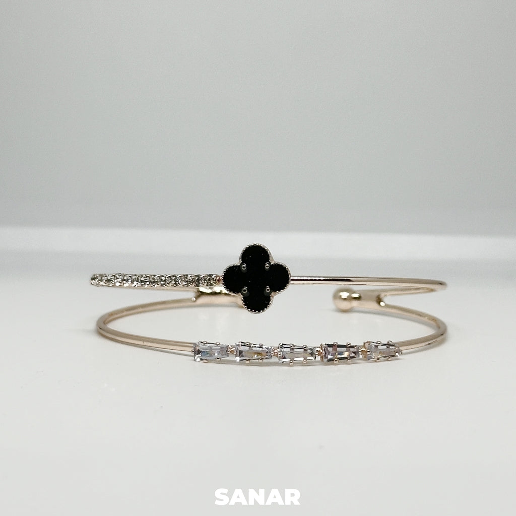 Flower & Crystal Bracelet