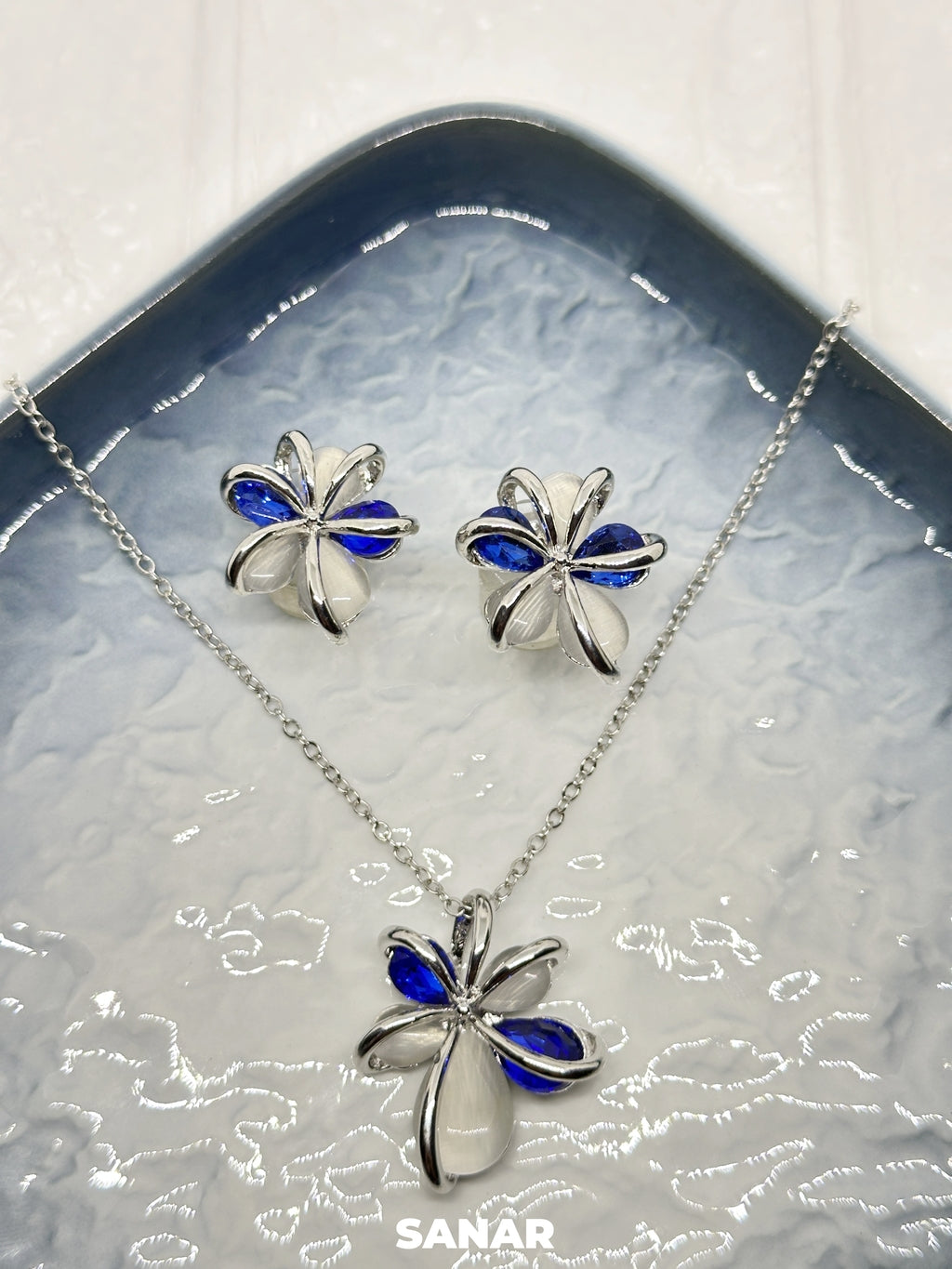 Spider Flower Necklace And Earring Combo
