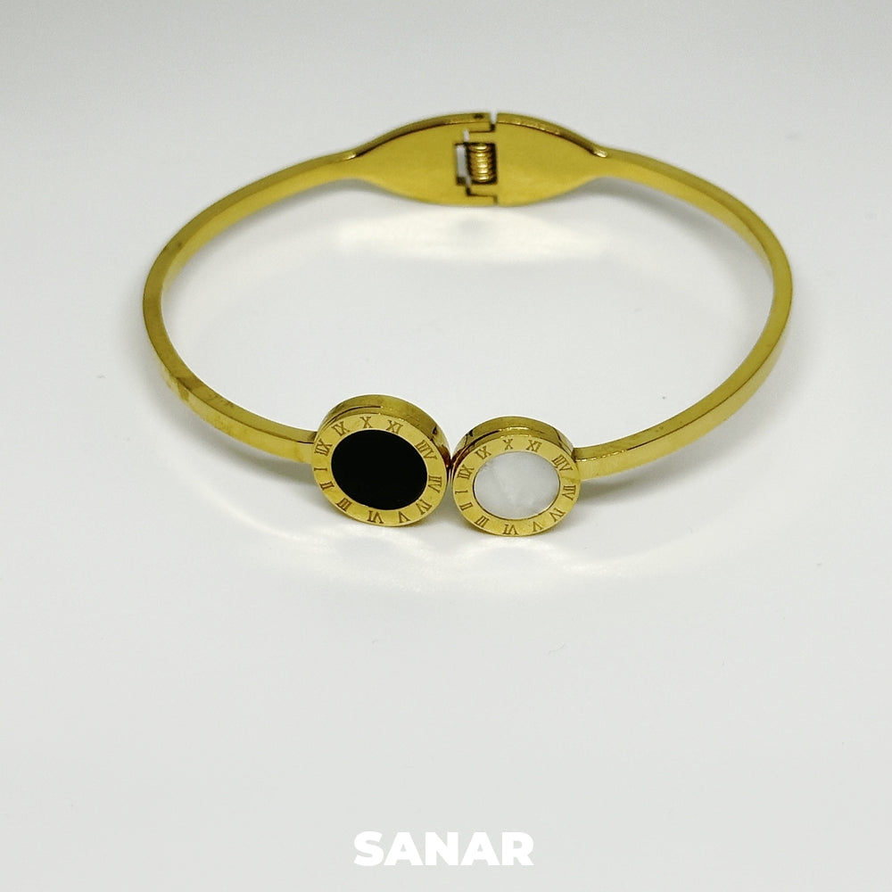 Black & White Roman Numeral Reversible Bracelet
